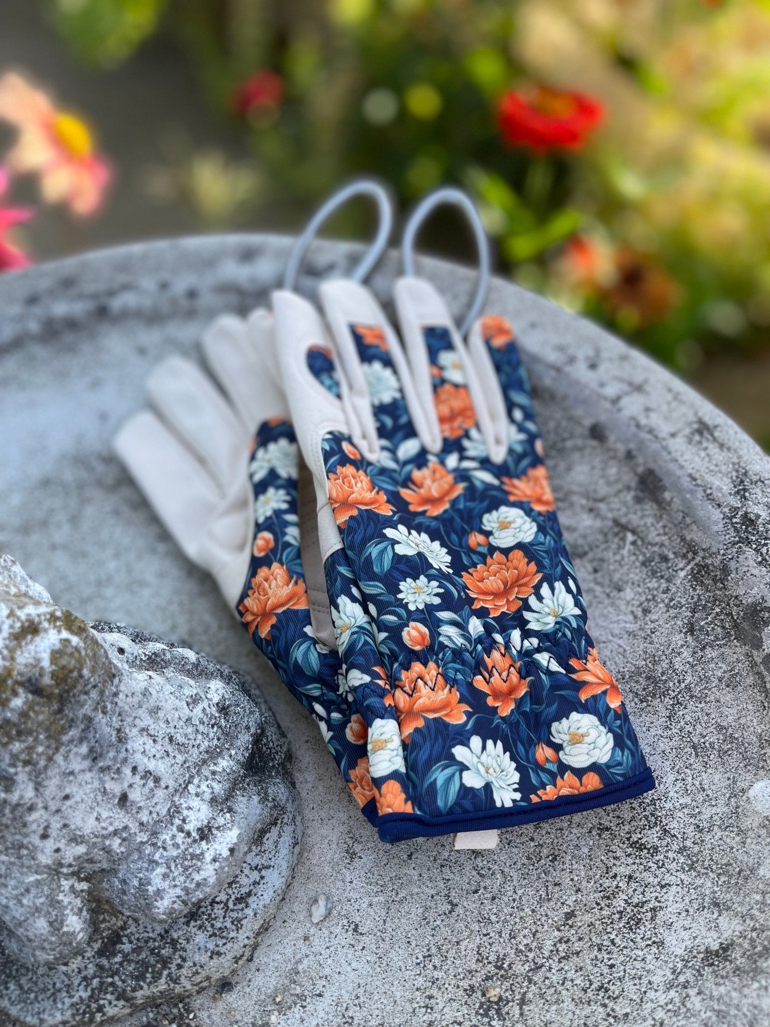 patterned gardening gloves Women's Floral Gardening and Project Gloves "The Olivia"